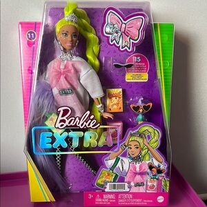 Barbie extra number 11